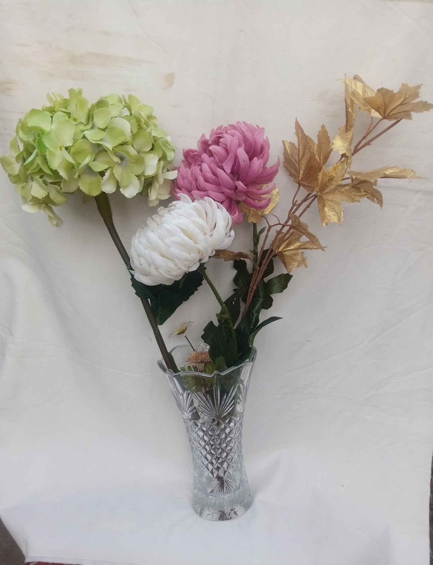 Artificial Flowers and Flower Holder