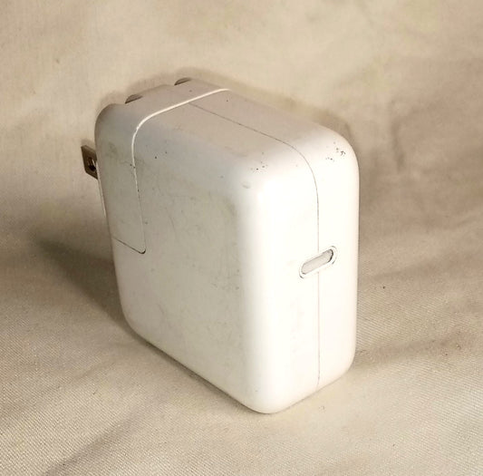 C Type Apple Charger with Wire (30 Watts)